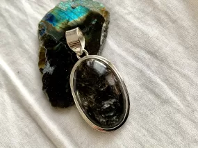 Black Golden Seraphinite Ansley Pendant - Oval