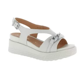 Stonefly women's casual sandal with Parky 28 Calf wedge in leather with chain 220903-151 white